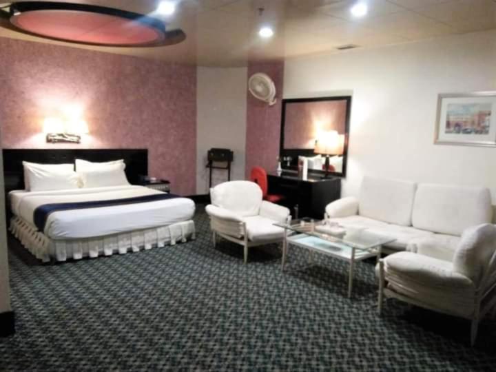 Alsafina Hotel Lahore Exterior foto